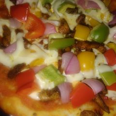 A picture of Pizza without oven.