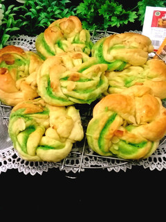 Foto resep Matcha Streusel Bread