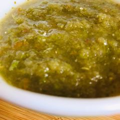 Hari chutney A picture of Hari chutney.