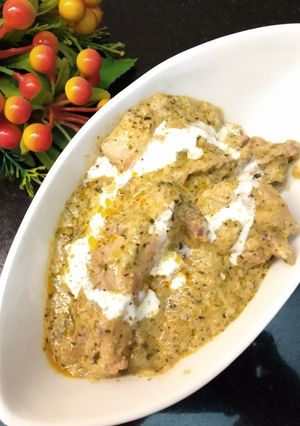 A picture of Creamy chicken.