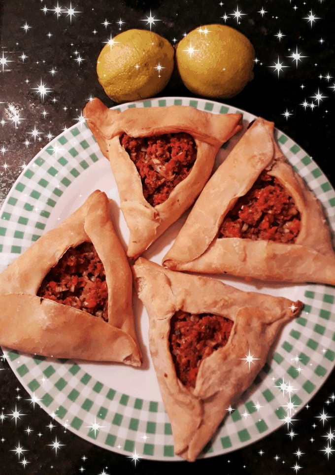 Una foto de Empanadas Árabes (Fatay)