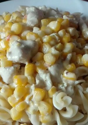 Tejszínes, kukoricás csirkemell recept fotója