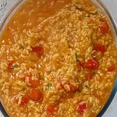 Una foto de Risotto caprese