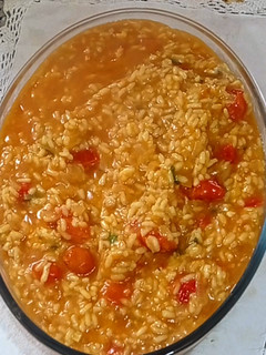 Una foto de Risotto caprese