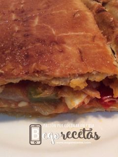 Una foto de Empanada de atún