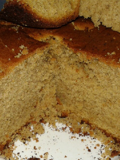 A picture of Pineapple flavoured cake.