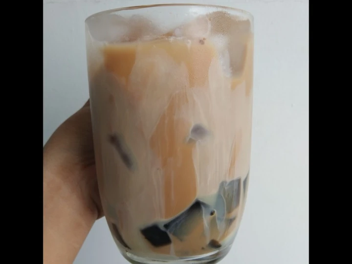 Cara Mudah Membikin Resep 113. Es cappucino cincau yang Sempurna Anti Ribet, Sempurna