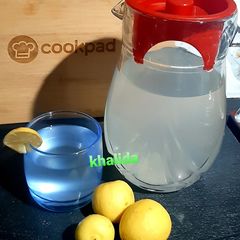 Simple lemonade A picture of Simple lemonade.