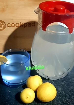 A picture of Simple lemonade.