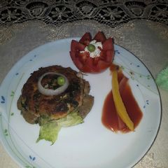 A picture of Jowari Roti open sandwich.