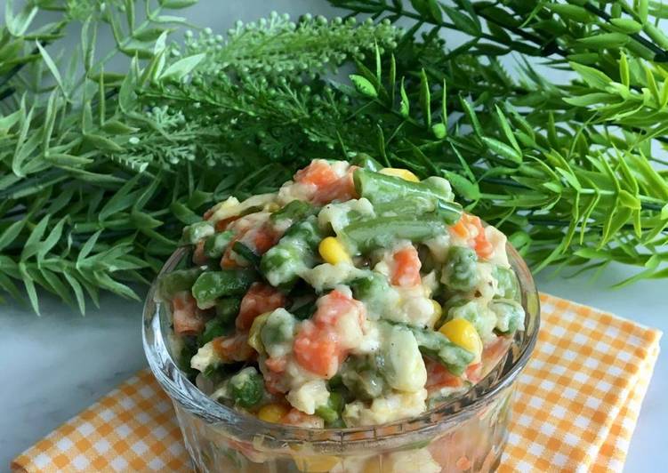 Ragout Ayam mix Vegetable isi Risoles