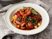 A picture of one pot