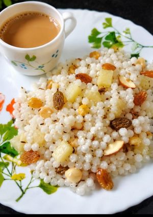 A picture of Crunchy & Fluffy Nutty Sabudana Khichdi (Rainy Day Special).