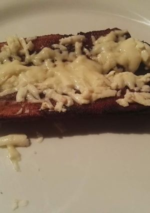 Una foto de Plátano maduro con queso para el café 😁