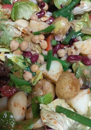 A picture of Potato Salad with Chickpeas.