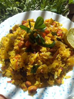 मसाला पोहा (Masala Poha recipe in hindi) रेसिपी मुख्य फोटो