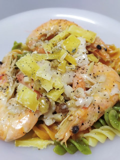 Una foto de Pasta marinera al coco