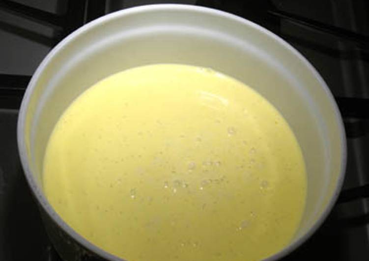 Steps to Make Favorite Creme Anglaise