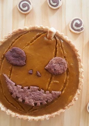 A picture of Jack Skellington Pumpkin Pie.