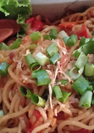 Foto resep Mie goreng bawang pedas kering