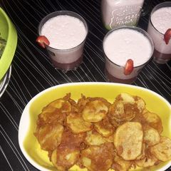 A picture of Crispy potato pakora.