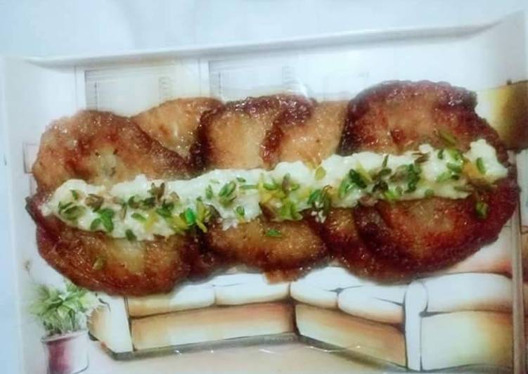 Recipe of Speedy Malpura with rabri