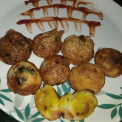 A picture of Potato stuff suji appe.