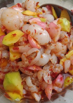 Foto resep Rujak Rambutan and friends