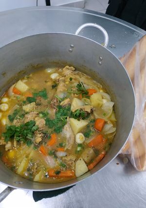 Hình của món Cà ri gà.