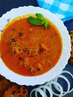 சிக்கன் வடகறி(Chicken vadacurry recipe in tamil) செய்முறை முக்கிய புகைப்படம்