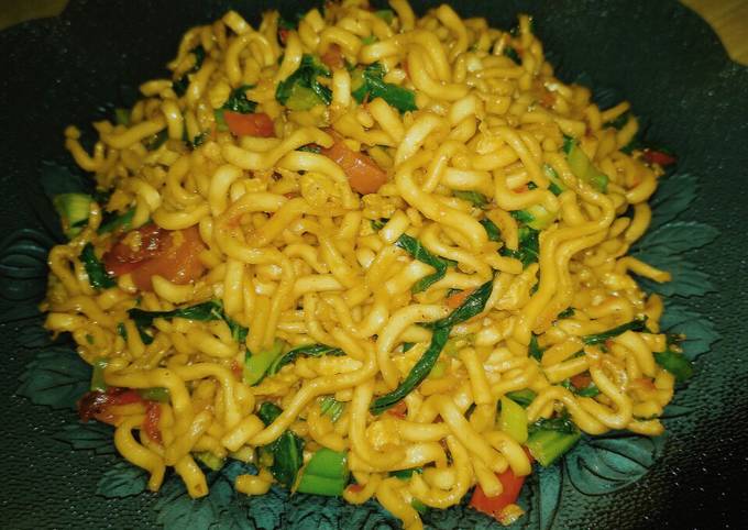 Resep Mie Goreng Telur Homemade Oleh Dfutami Cookpad