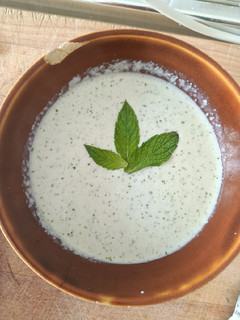 Una foto de Sopa fría de pepino (sin gluten)