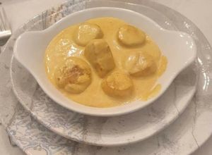 Une photo de Les Saint-Jacques Coco-Curry