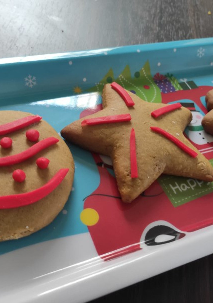 Una foto de Galletitas de canela y jengibre