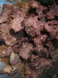 Foto resep Ungkep daging sapi empukk