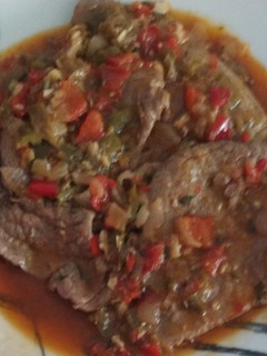 Una foto de Filetes de ternera guisados