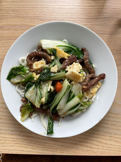 Foto resep Harwin's fav: Tumis sapi dan sawi Taiwan ala ci Evi