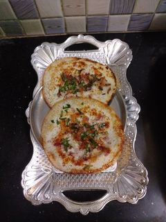 * ஆனியன் தோசை *(onion dosai recipe in tamil) செய்முறை முக்கிய புகைப்படம்