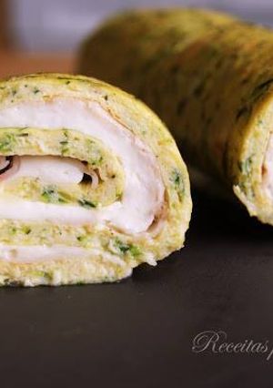 Foto de Torta de Curgete com Queijo Fresco e Peru