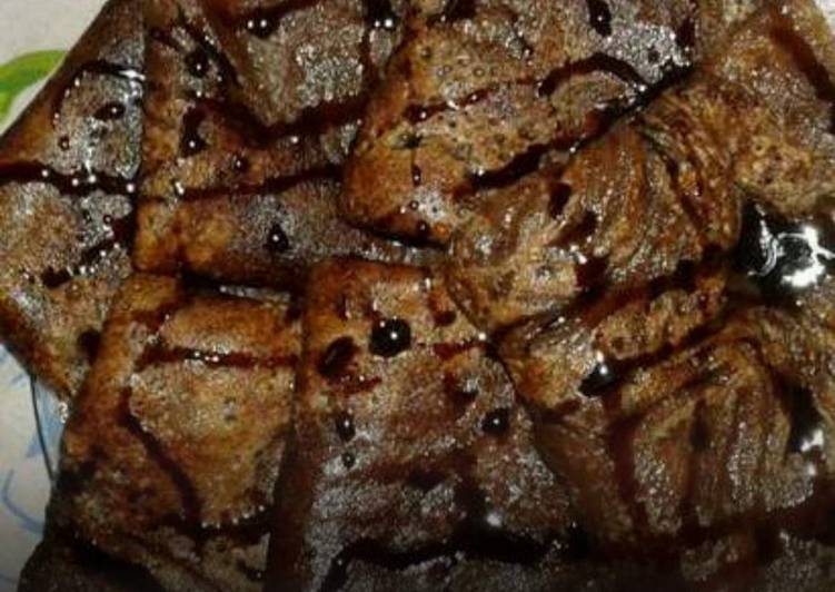 Recipe of Speedy Chocolate banana pancakes