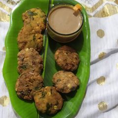 A picture of Masala vadai(paruppu vadai).