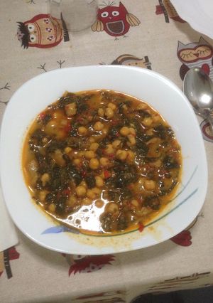 Una foto de Potaje con bacalao