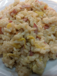 Una foto de Risotto de champiñones y alcachofas