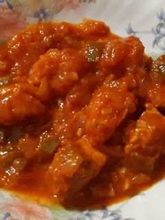 Una foto de Emperador con tomate