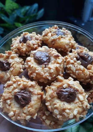 Foto resep Choco Peanut Thumbprint Cookies (Step by Step)