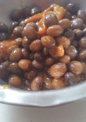 સોયાબીન નું શાક(soyabin saak in Gujarati) રેસીપી મુખ્ય ફોટો