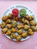 Methi Gota with Moong Dal Atta (Healthy Twist)