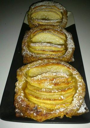 Une photo de Tartelettes feuilletées aux pommes 🍏