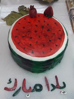 عکسی از دستور کیک هندوانه یلدایی😍