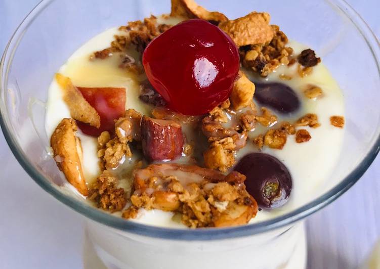 Easiest Way to Make Any-night-of-the-week Granola parfait